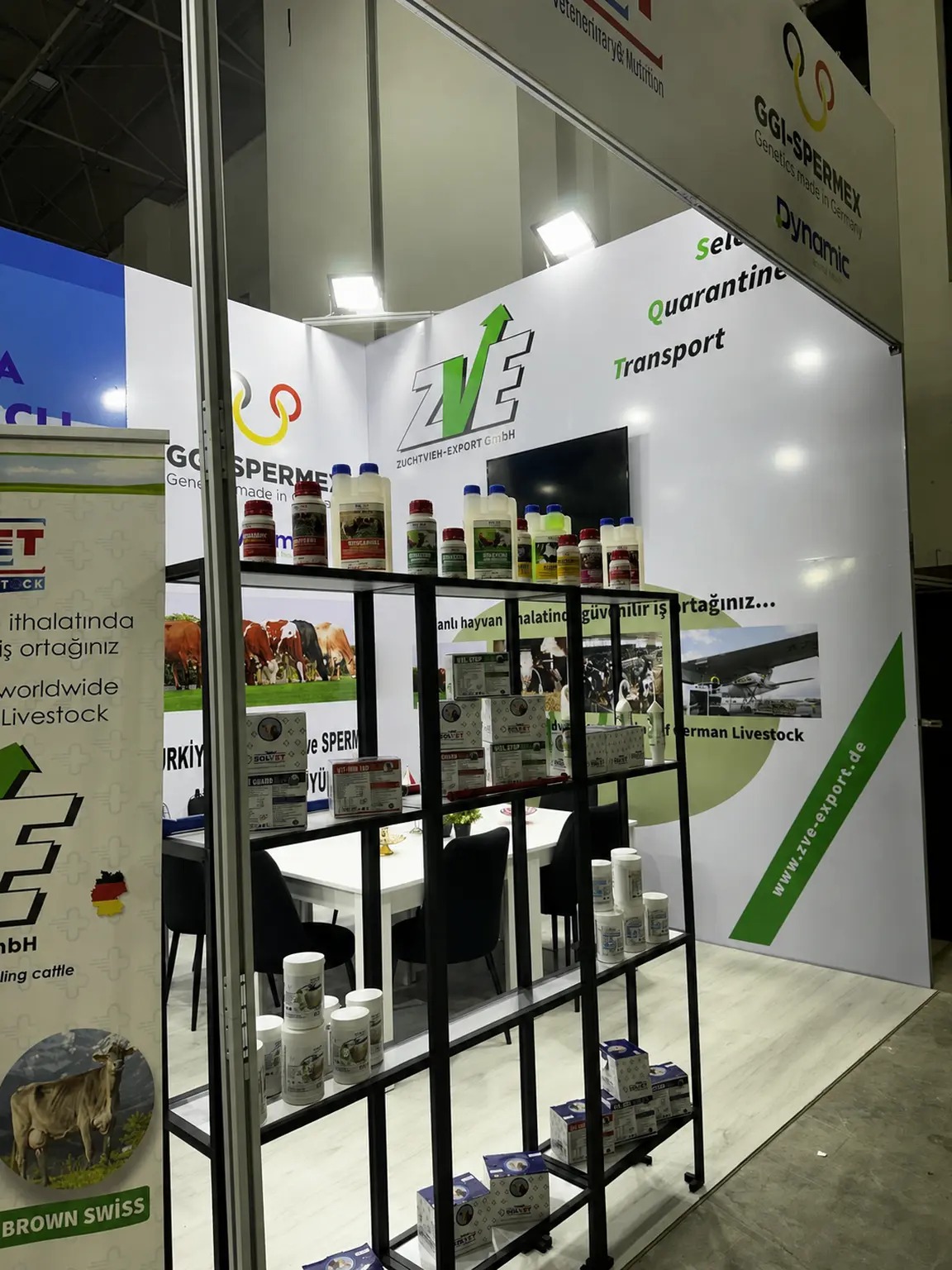 Solvet ürünlerinin sergilendiği uluslararası fuar standı